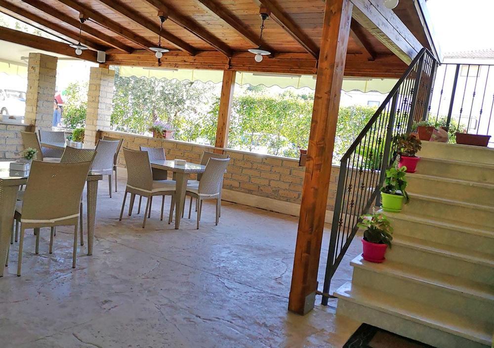 Bed and Breakfast Pit Lane Offida Exterior foto
